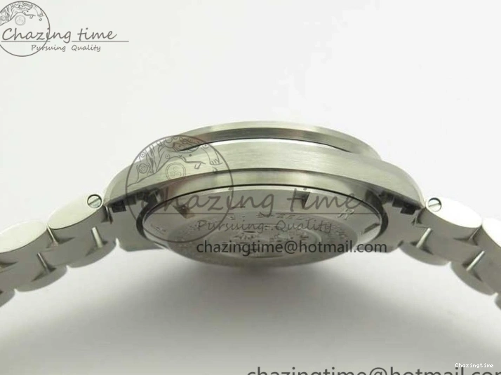 1225 ComfortFit Speedmaster SS “Speedy Tuesday” OMF Best Edition Black Dial on SS Bracelet Manual Winding Chrono Movement 7994